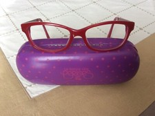 Monture de lunettes , fille