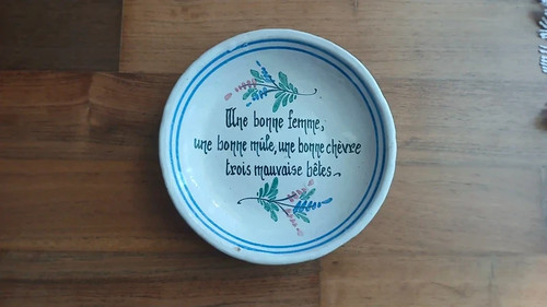 Assiette décorative ancienne