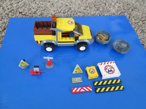 Lego gold mine 4204 - mine, stickered