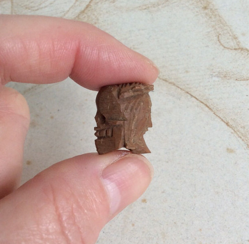 Memento mori perle - perle, bois