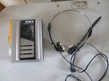 AIWA BALADEUR STEREO  CASSETTE PLAYER TAPE HS-G35MKII  + CASQUE  WALKMAN