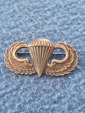 BREVET DE PARACHUTISTE US A EPINGLE CAMOUFLE CAMOUFLEE WW2