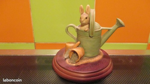 Figurine pierre lapin dans - figurine,