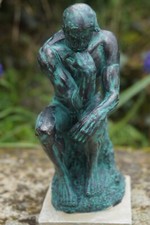 RE0008    FIGURINE STATUETTE