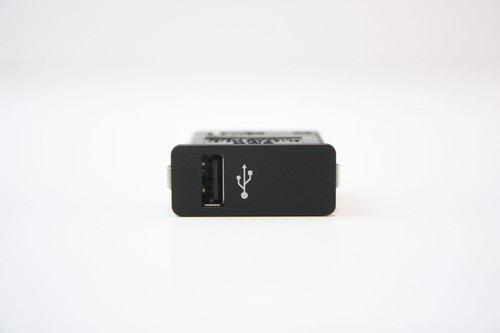 Prise usb oem bmw 6820397 - oem,