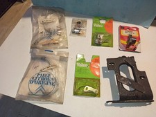 1 Lot de divers pièces neuves