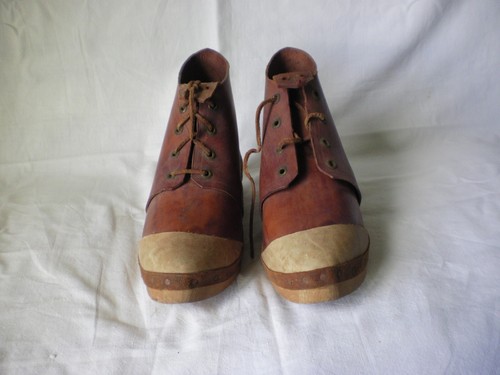 Galoches bois cuir - bois,