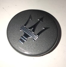 1 Cache Moyeu Maserati Gris