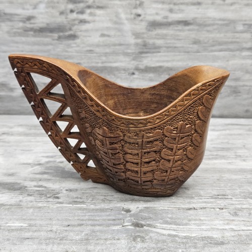 Vintage hand carved - hand, wood