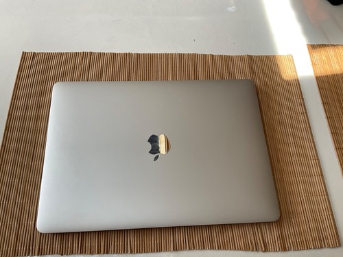 Apple macbook air 256 - apple,