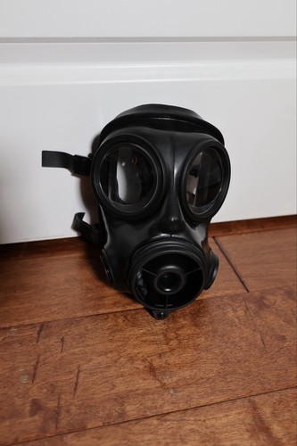 Avon s10 gas mask - gas,