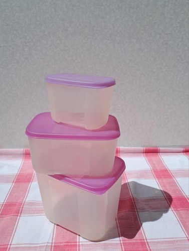 Anciennes boites tupperware - anciennes,