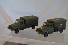 VEHICULES MILITAIRES SOLIDO AVEC DEFAUTS LOT DE DEUX ACMAT VLRA