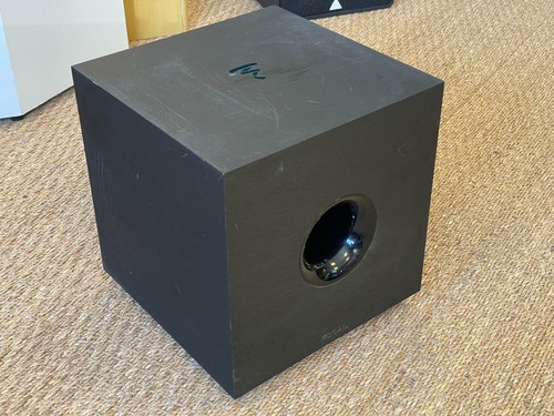 Caisson basses actif focal - basses,