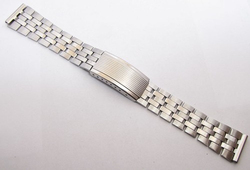 Bracelet en acier - ✯,