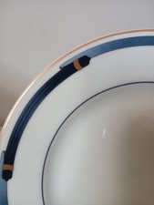 6 assiettes à soupe