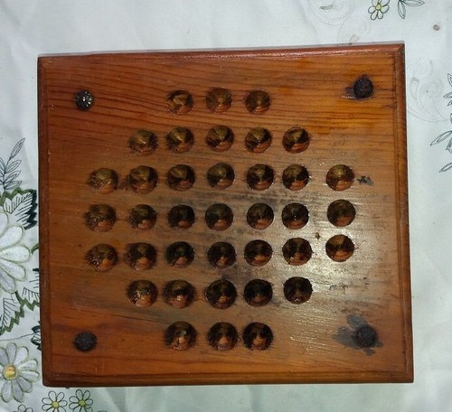 Jeu solitaire artisanal carré - jeu,