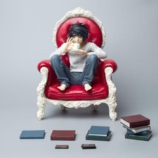 Figurine de canapé Death Note L disponible maintenant