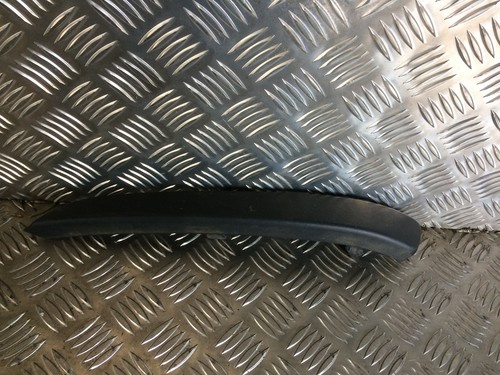 Baguette calandre gauche - ,