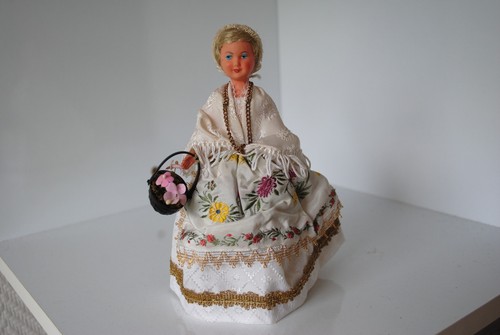 Ancienne poupee - (n°8),