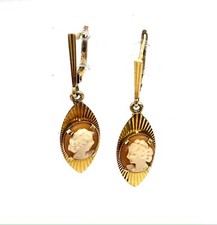 MAGNIFIQUE BOUCLES D'OREILLES OR 18 CARATS - Dormeuses camée - 3,80 g