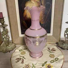 Vase vintage opaline rose et