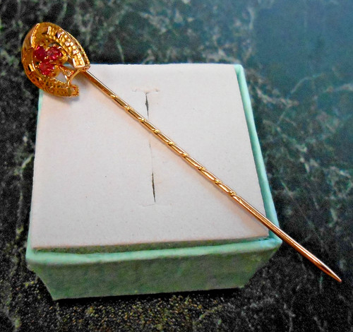 Epingle cravate 18k - , sertie