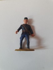 STARLUX -  GENDARME  A  PIED