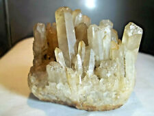 MINÉRAUX.  QUARTZ FUMÉ EN GERBE.  Hautes-Alpes, FRANCE.  Géologie, lithothérapie