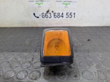 feu latéral droit pour