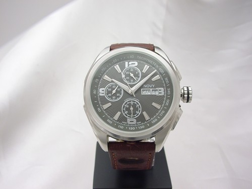 Novy chrono valjoux mvt 7750 - chrono,
