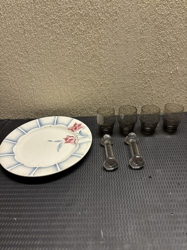 Service verres à - 4,