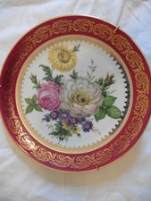ASSIETTE EN PORCELAINE DE