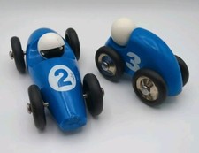 VILAC 2 Voitures Vintage En Bois, Ancien, Numéro 2 à 17cm, Numéro 3 à 12cm