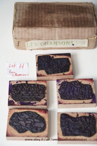 Boite anciens tampons - boite,