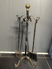 Serviteur de cheminée en fer forgé  avec accessoires 4 Pièces  Support