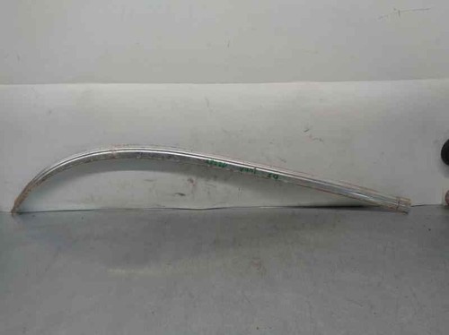 1156901089 moulures avant