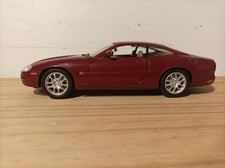 1:18 JAGUAR XKR SOLIDO