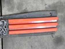 Calandre PEUGEOT 205 PHASE 2