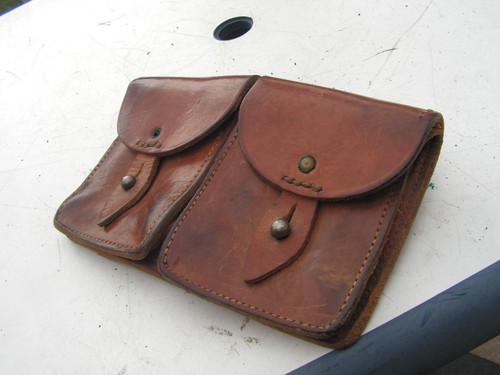 Etuit militaire porte - ,
