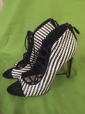 ZARA TALONS HAUTS CUIR TRESSÉ