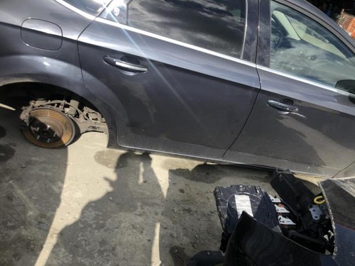 Porte arriere droit ford - arriere,