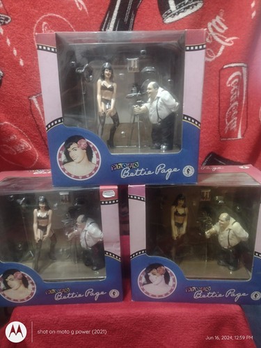 Bettie page photo diorama - bettie,