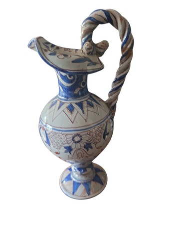 Aiguière ancienne en - ​🏺,