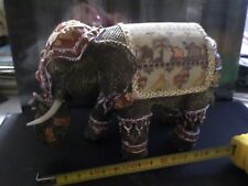 ELEPHANT en RESINE, FIGURINE