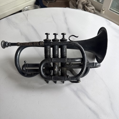 Vintage cornet courtois model - cornet,