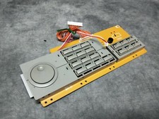 Panneau latéral droit Korg Trinity V3 KLM-1822 en excellent état de fonctionn...