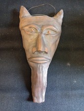 Masque En Terre Cuite