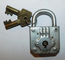 ANCIEN CADENAS FTH NEUF 