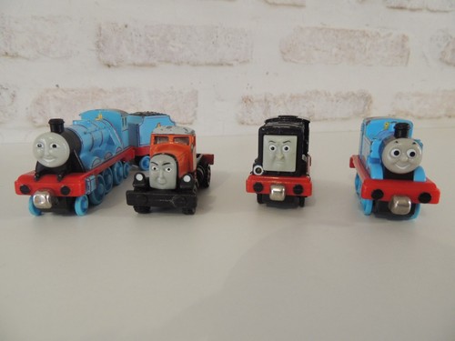 Lot locomotives trains - de, /